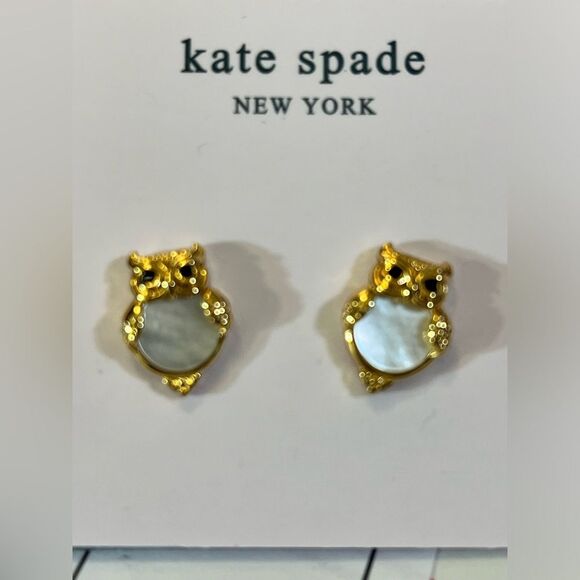 Kate Spade NWT earrings-adorable owls w/pearl like enamel stones for body of owl - Picture 2 of 3